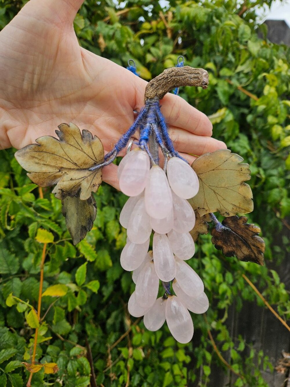 Vintage Mid Century Modern Rose Quartz Grape Cluster Stone Leaves Home Decor